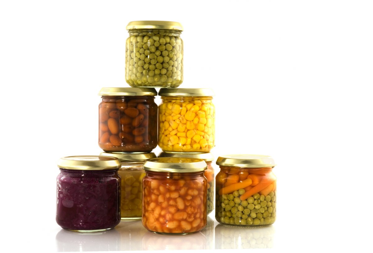 What are the benefits of canning fresh vegetables?